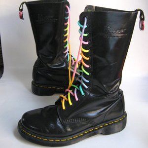 US Size 7 Women's Doc Martens 14 Hole Combat Boots